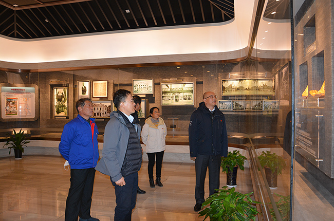 6、參觀張謇紀念館-恢復的.jpg